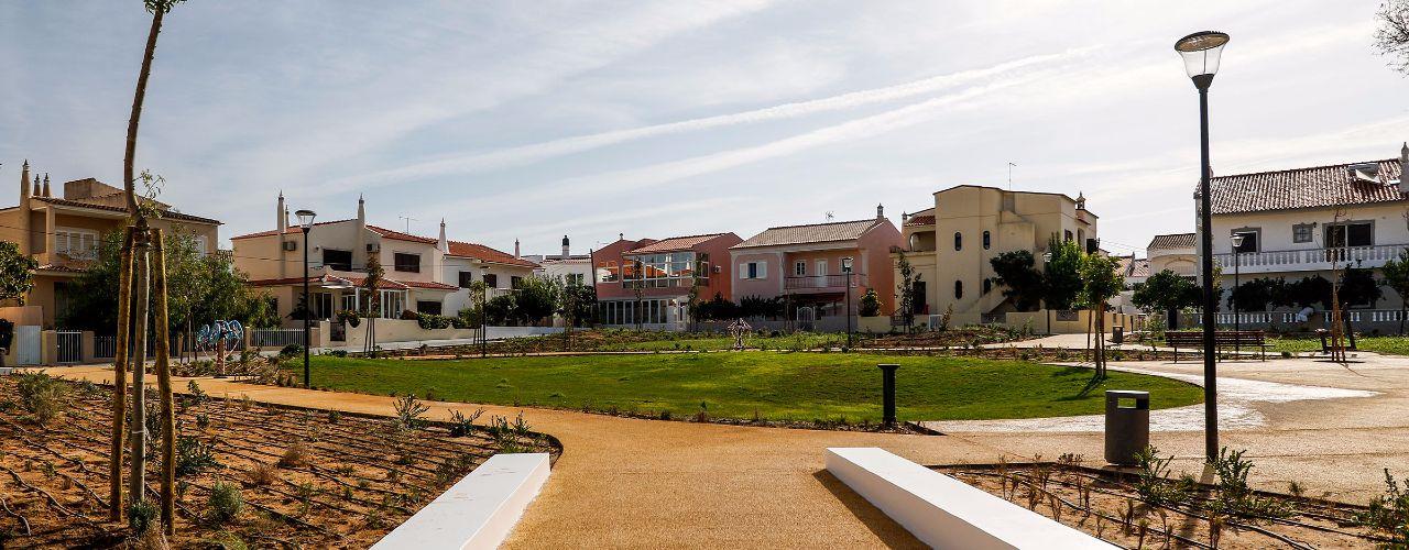 "Uma Praça no Meu Bairro” – Urbanização Romeirinhas